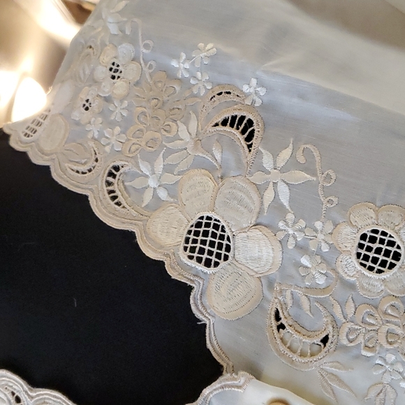 Vintage Embroidered Top / Blouse - Picture 2 of 7